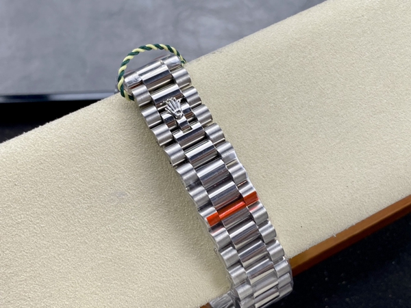 激安ロレックス着用イメージ